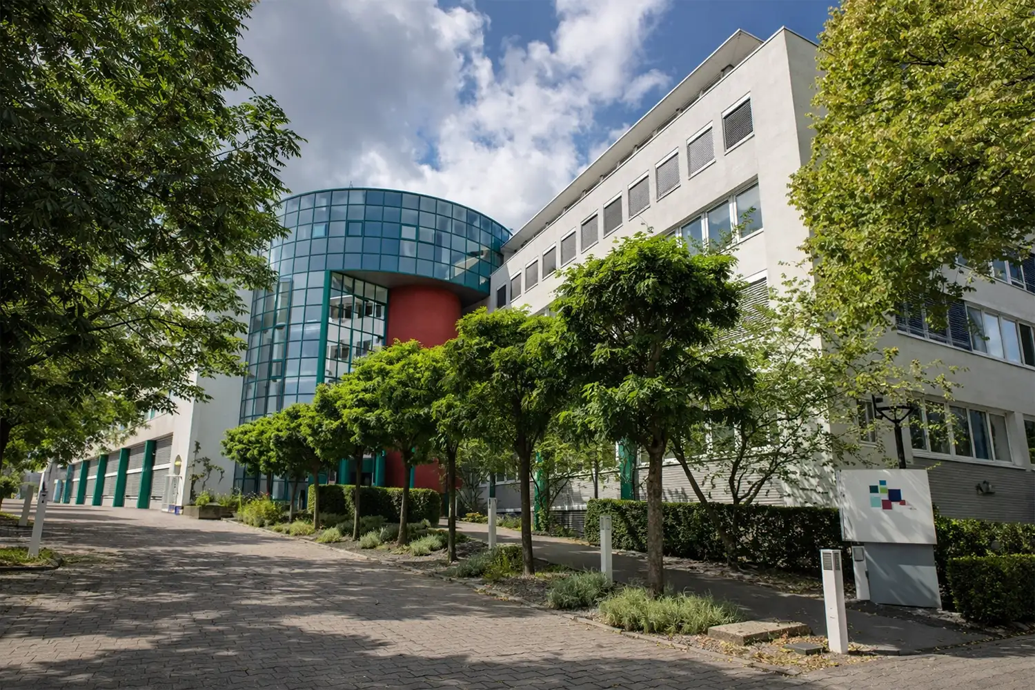 fc26-teaser-colocation-rz-werkhaus-1500x1000